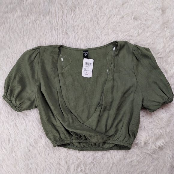 Windsor Tops - Windsor • Green Top
